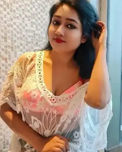 Escort Panamik
